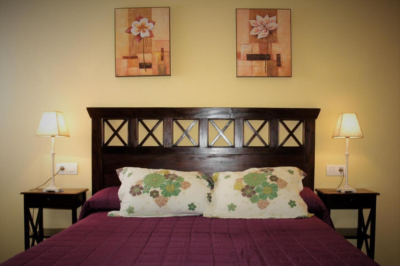 Apartamentos Sancho IV Cortegana Buitenkant foto