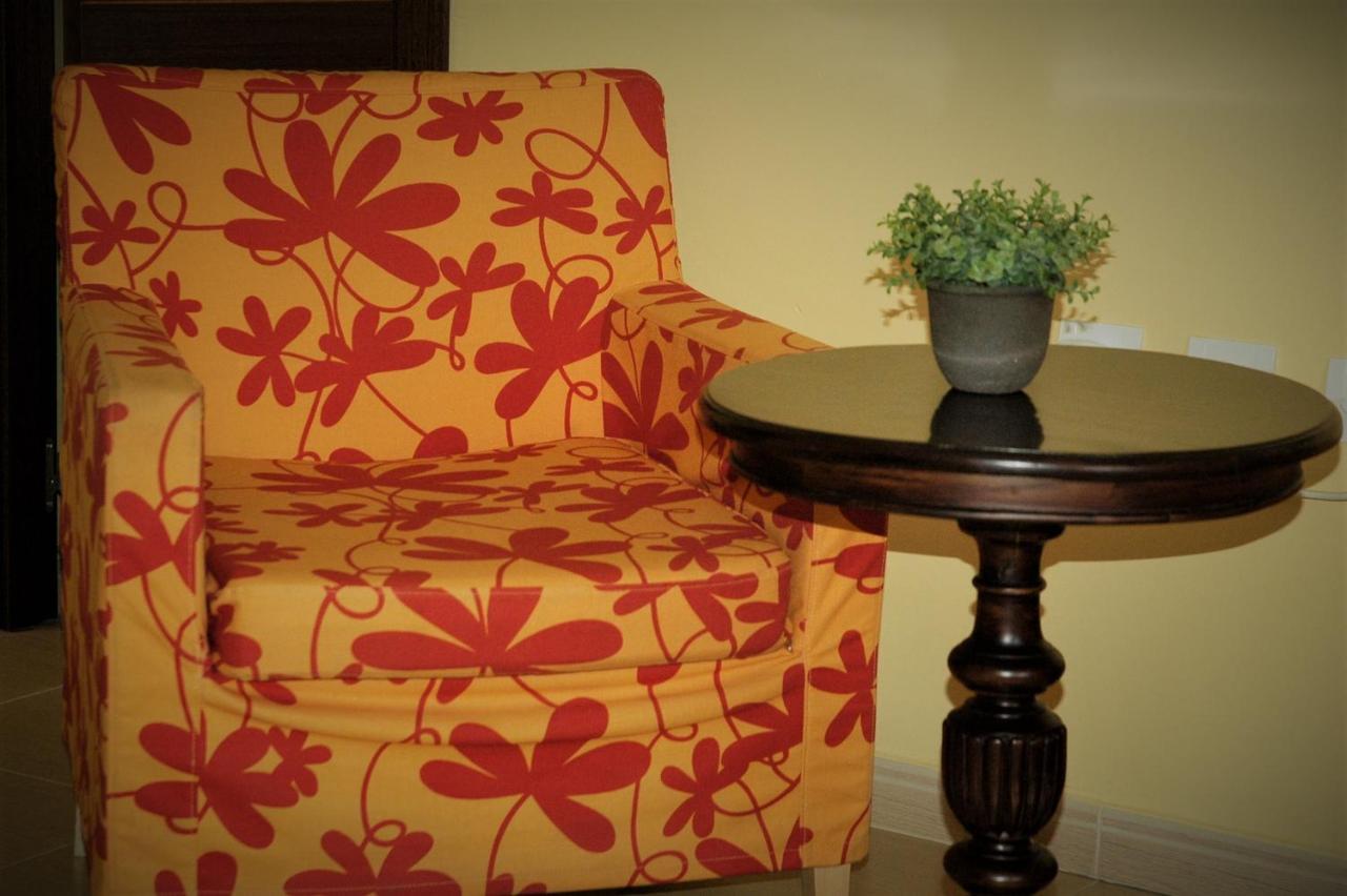 Apartamentos Sancho IV Cortegana Buitenkant foto
